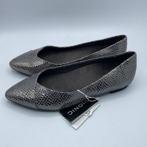 Vionic Gem Caballo Gunmetal Snake NEW